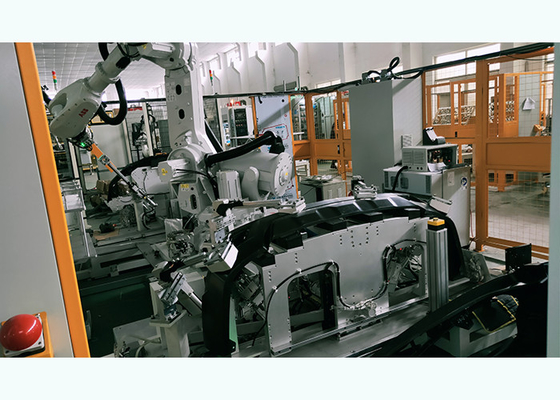 kupować Elastyczny robot ultradźwiękowy do wykrawania i spawania do samochodowego zderzaka plastikowego online manufacture