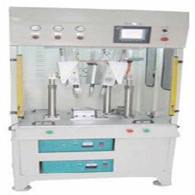 Automatyczna spawarka ultradźwiękowa Multi Head 380V 50KHZ Ultradźwiękowa spawarka